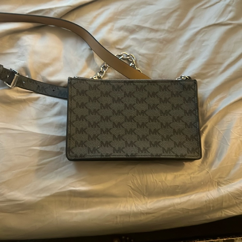 Michael kors purse